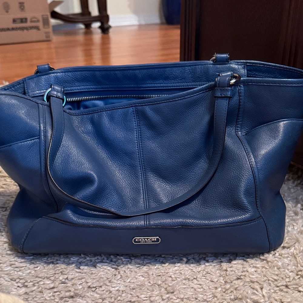 Coach Carrie Saddle Tote Bag